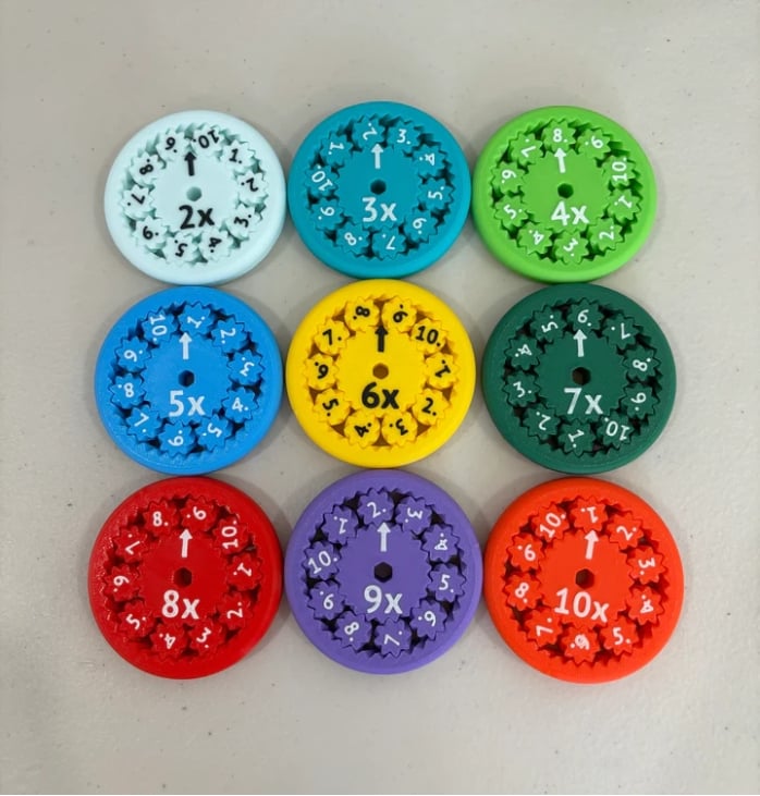 📚 New Fun Math Fidget Spinner 🌀 – Children learn multiplication math while playing. parents'choice! ✨